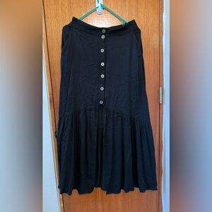 RS Black Midi Skirt with buttons and a slit in the front